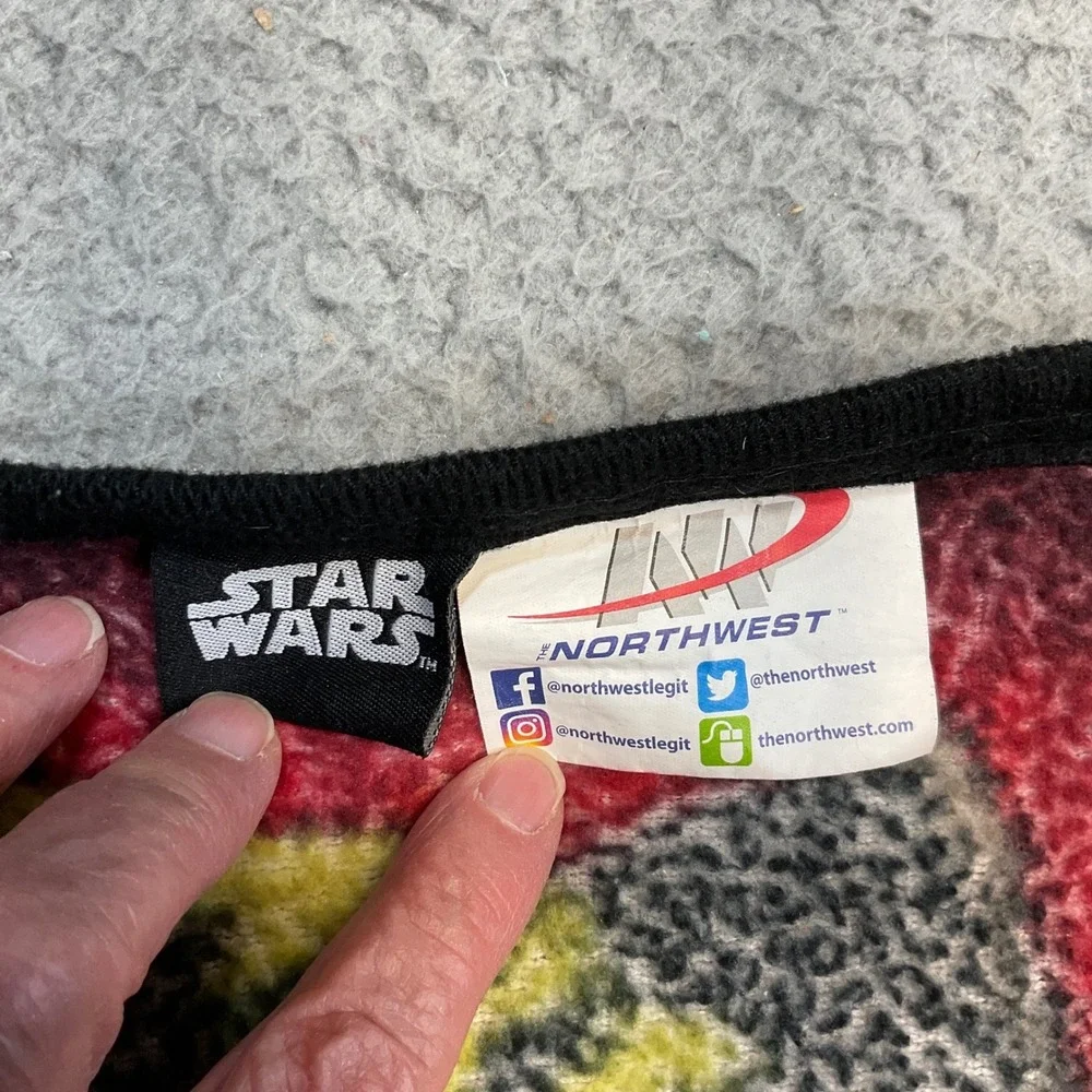 Star Wars The Last Jedi Throw Blanket Unisex OS Red Excellent Plush Fleece Rey